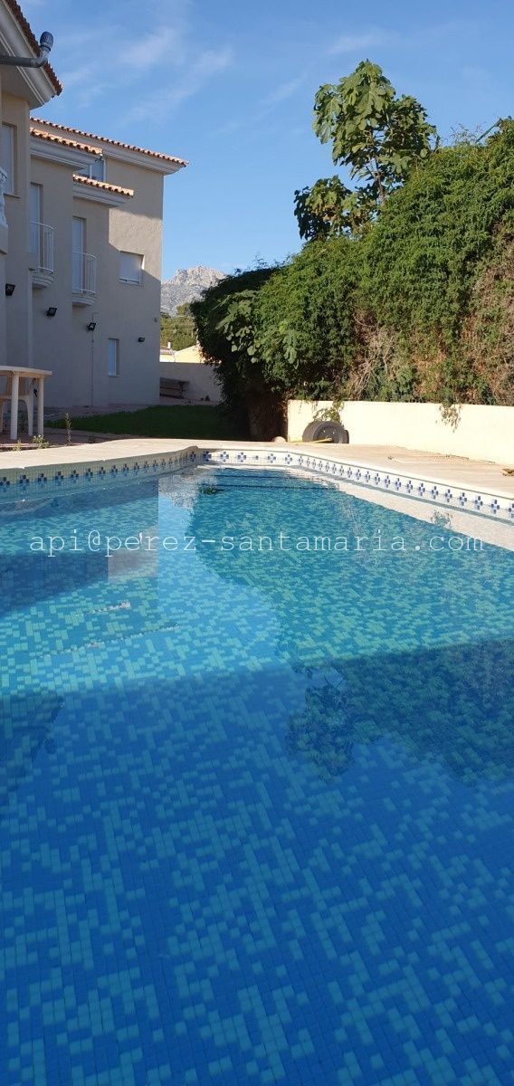 WhatsApp Image 2020-09-16 at 13.12.22 (1) Chalet en Alfaz