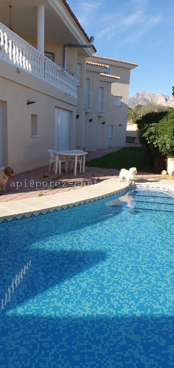 WhatsApp Image 2020-09-16 at 13.12.22 (3) Chalet en Alfaz