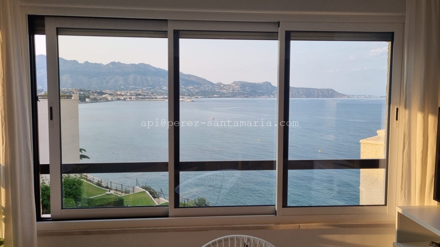 1da900d1-e01e-4fa1-a897-e5aa770e52a9 Apartamento 1ª línea acantilado