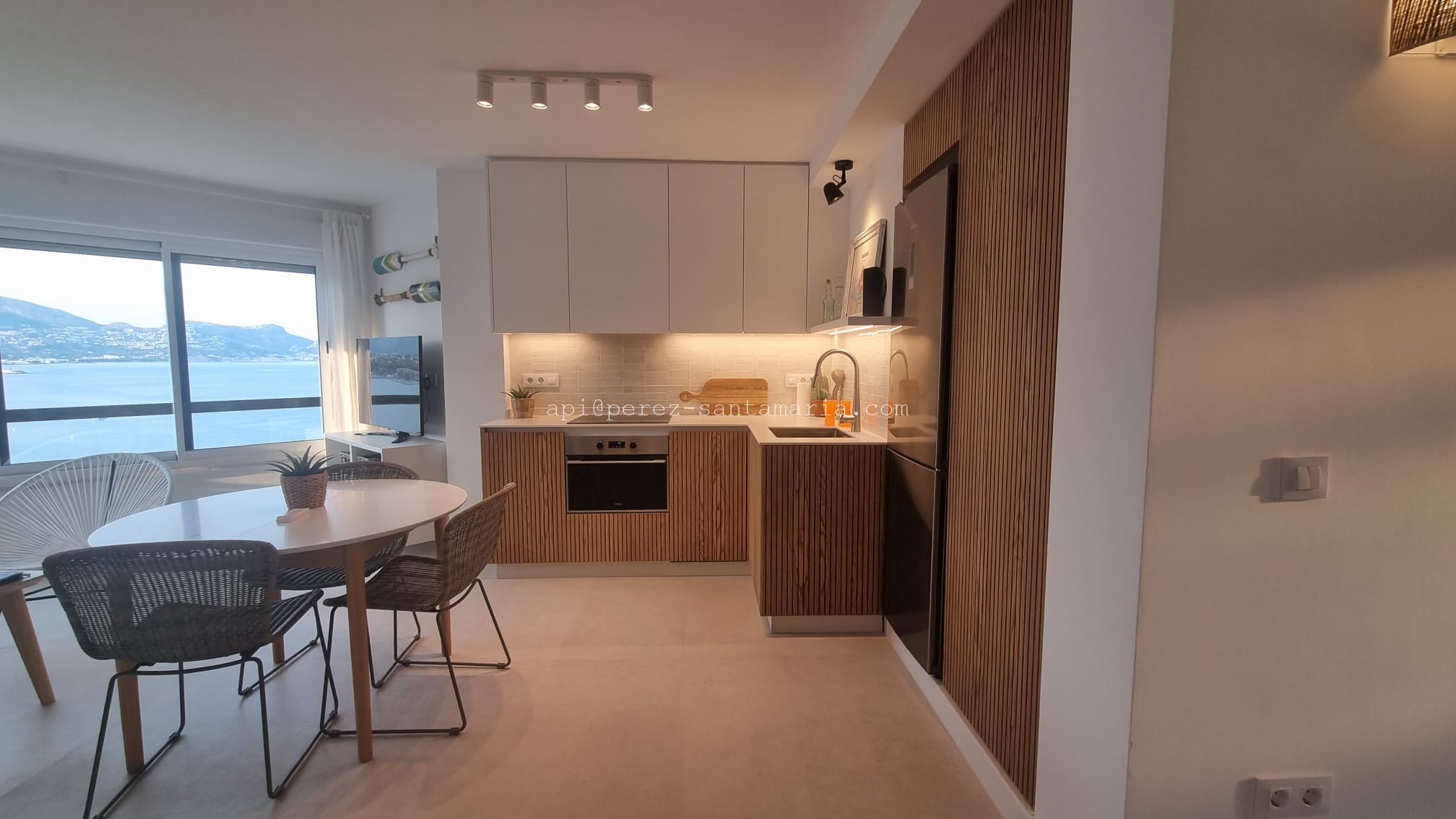 f48ed2e1-e08d-4752-8d76-f6bb10d258a8 Apartamento 1ª línea acantilado