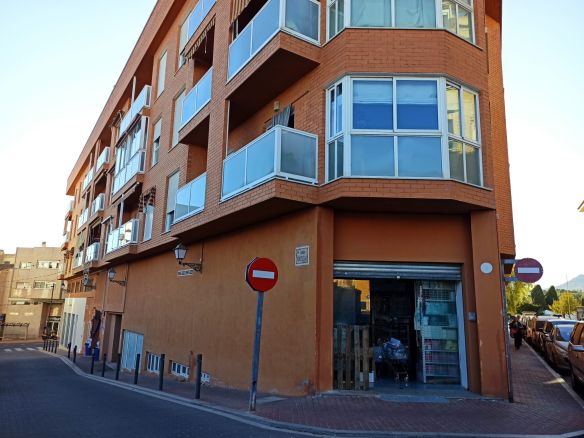 Plaza de parking y trastero en Alfaz del Pi