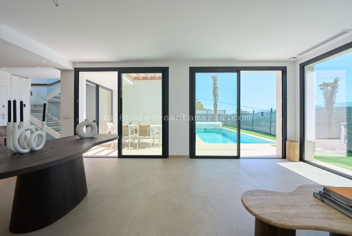 CHALETS EN CONTRUCCION EN ALFAZ DEL PI