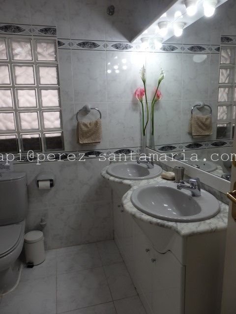 MAGNÍFICA VILLA EN ALBIR