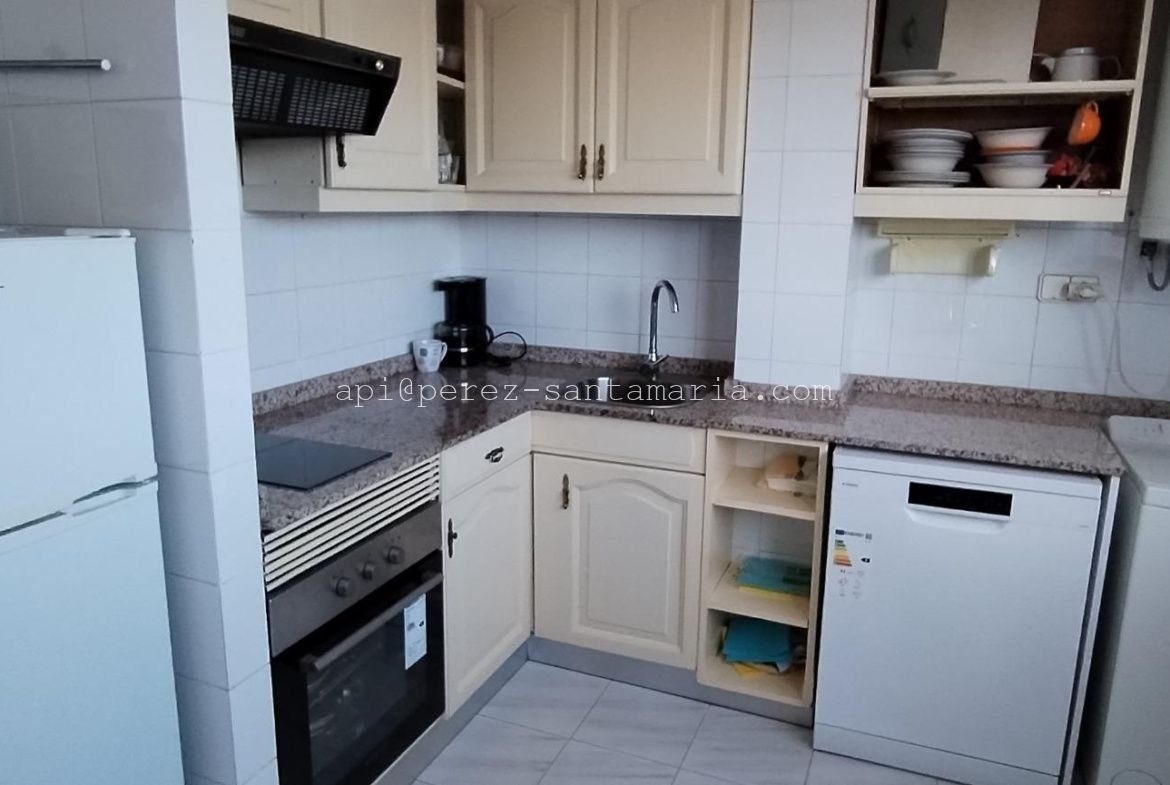 APARTAMENTO EN 1ª LINEA DE PLAYA EN BENIDORM