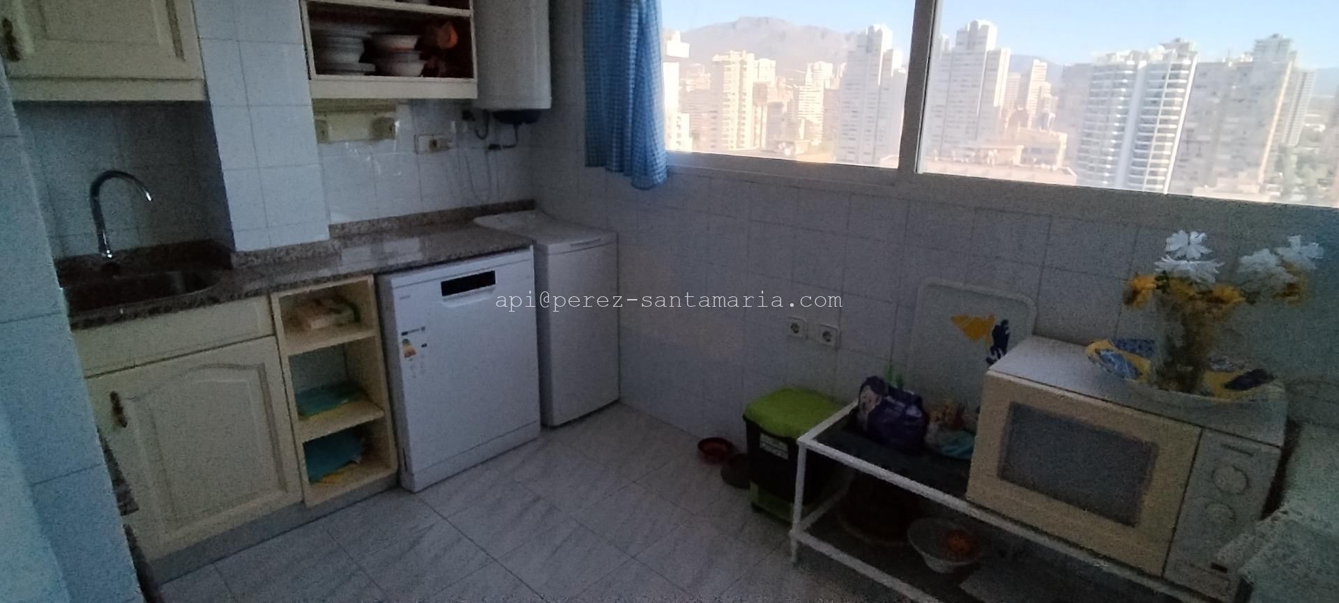 5-11-2 APARTAMENTO EN 1ª LINEA DE PLAYA EN BENIDORM