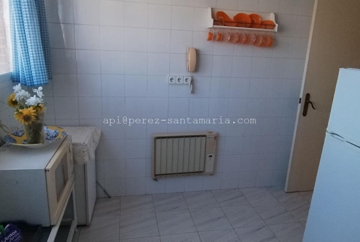 APARTAMENTO EN 1ª LINEA DE PLAYA EN BENIDORM