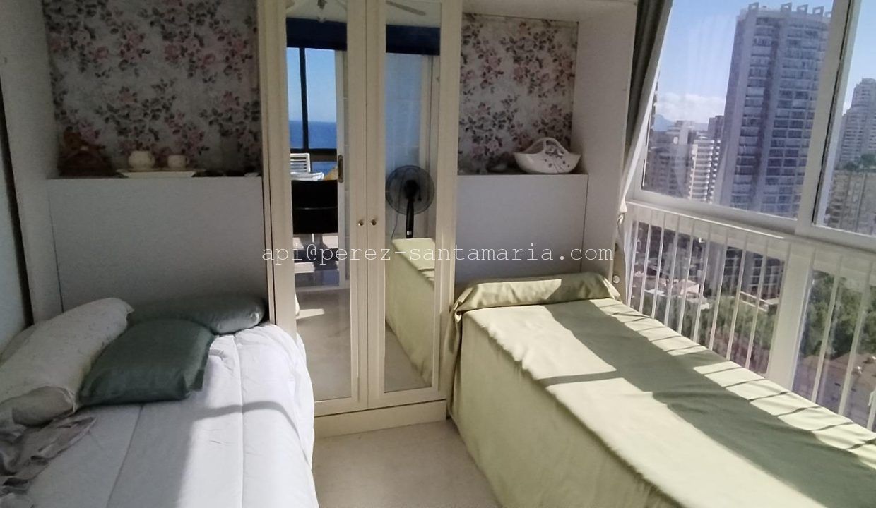 5-19-2-1240×720 APARTAMENTO EN 1ª LINEA DE PLAYA EN BENIDORM