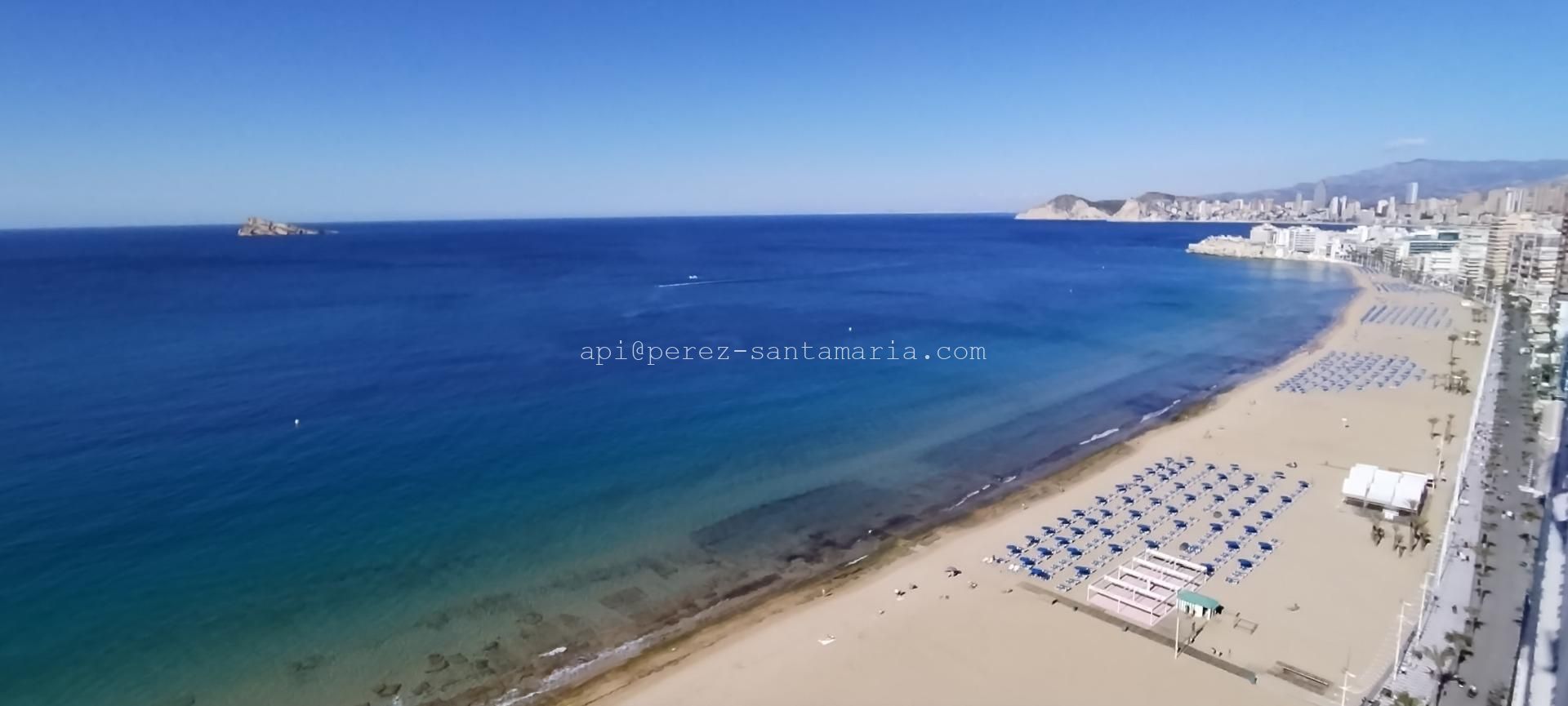 5-3-2 APARTAMENTO EN 1ª LINEA DE PLAYA EN BENIDORM