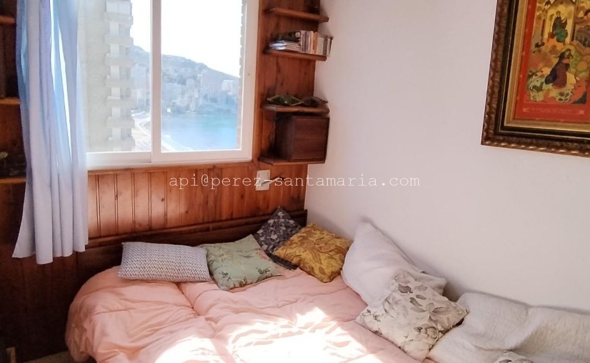 APARTAMENTO EN 1ª LINEA DE PLAYA EN BENIDORM
