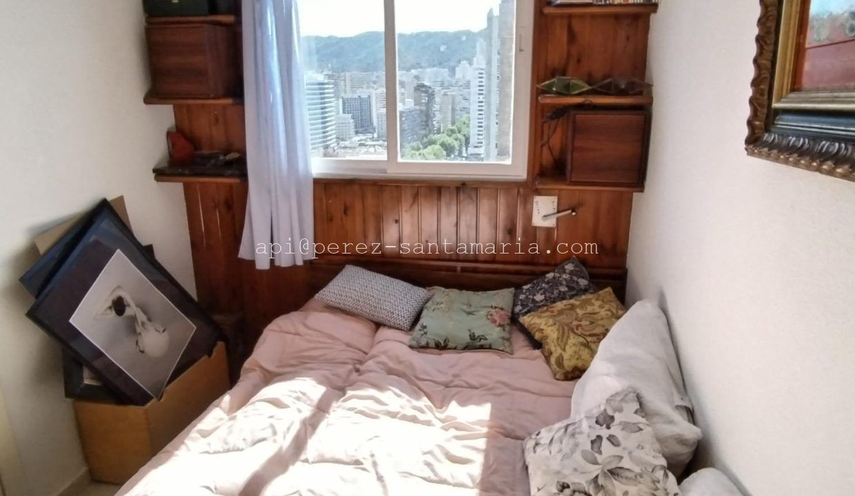 APARTAMENTO EN 1ª LINEA DE PLAYA EN BENIDORM