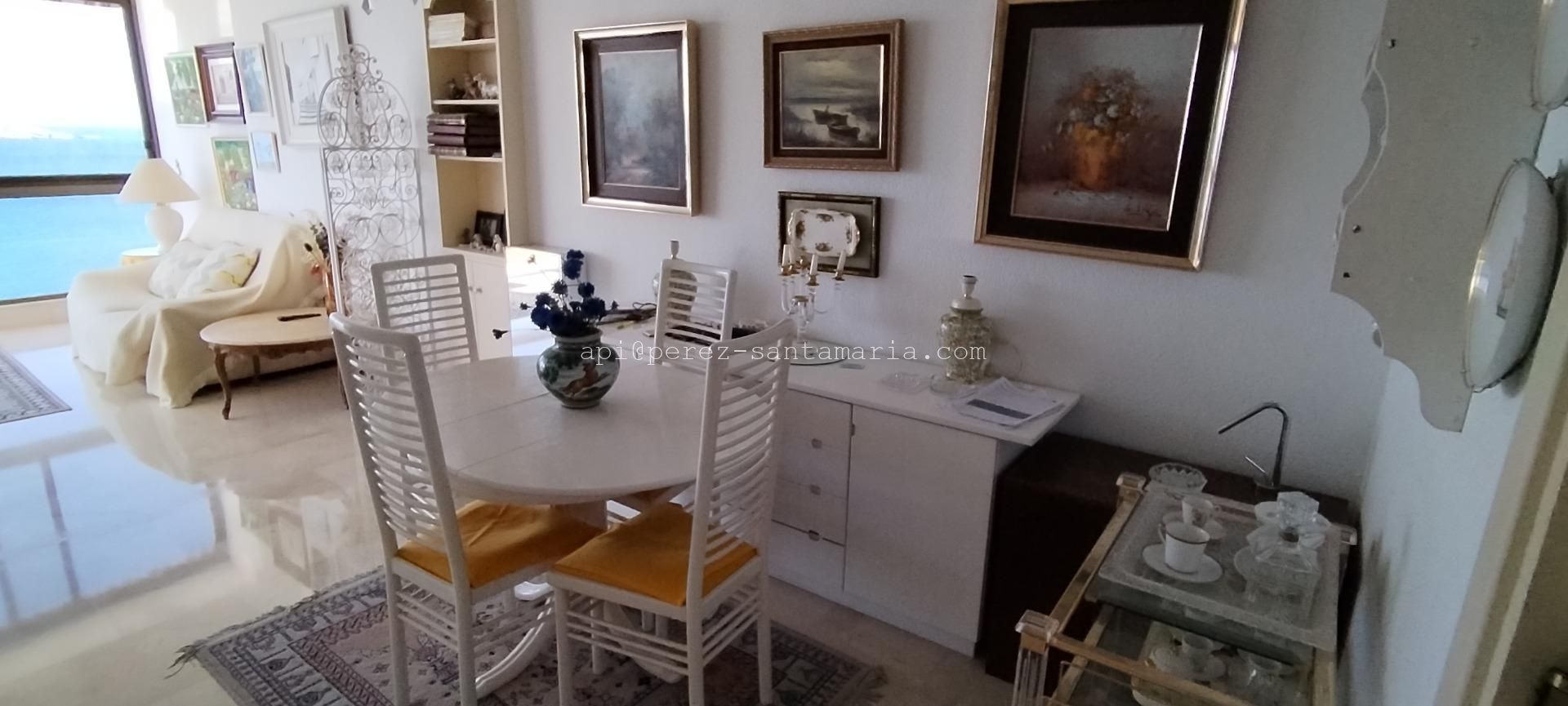 APARTAMENTO EN 1ª LINEA DE PLAYA EN BENIDORM