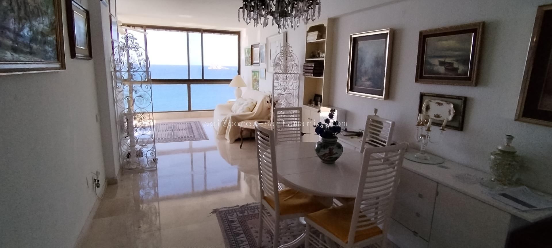 5-9-2 APARTAMENTO EN 1ª LINEA DE PLAYA EN BENIDORM