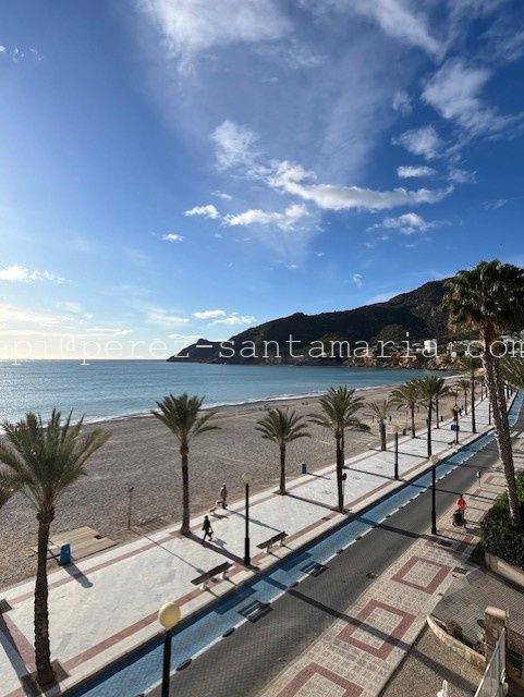 APARTAMENTO EN PRIMERA LÍNEA DE PLAYA DEL ALBIR CON VISTAS ESPECTACULARES AL MAR Y LA BAHÍA