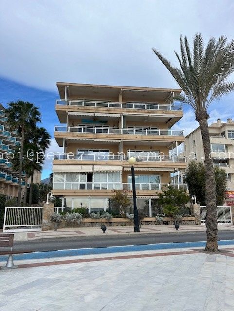 APARTAMENTO EN PRIMERA LÍNEA DE PLAYA DEL ALBIR CON VISTAS ESPECTACULARES AL MAR Y LA BAHÍA