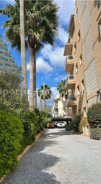 APARTAMENTO EN PRIMERA LÍNEA DE PLAYA DEL ALBIR CON VISTAS ESPECTACULARES AL MAR Y LA BAHÍA