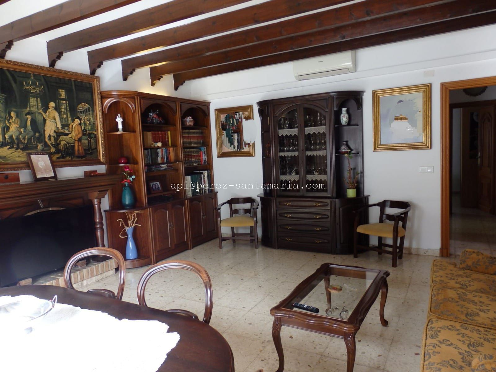CHALET CÉNTRICO EN ALBIR