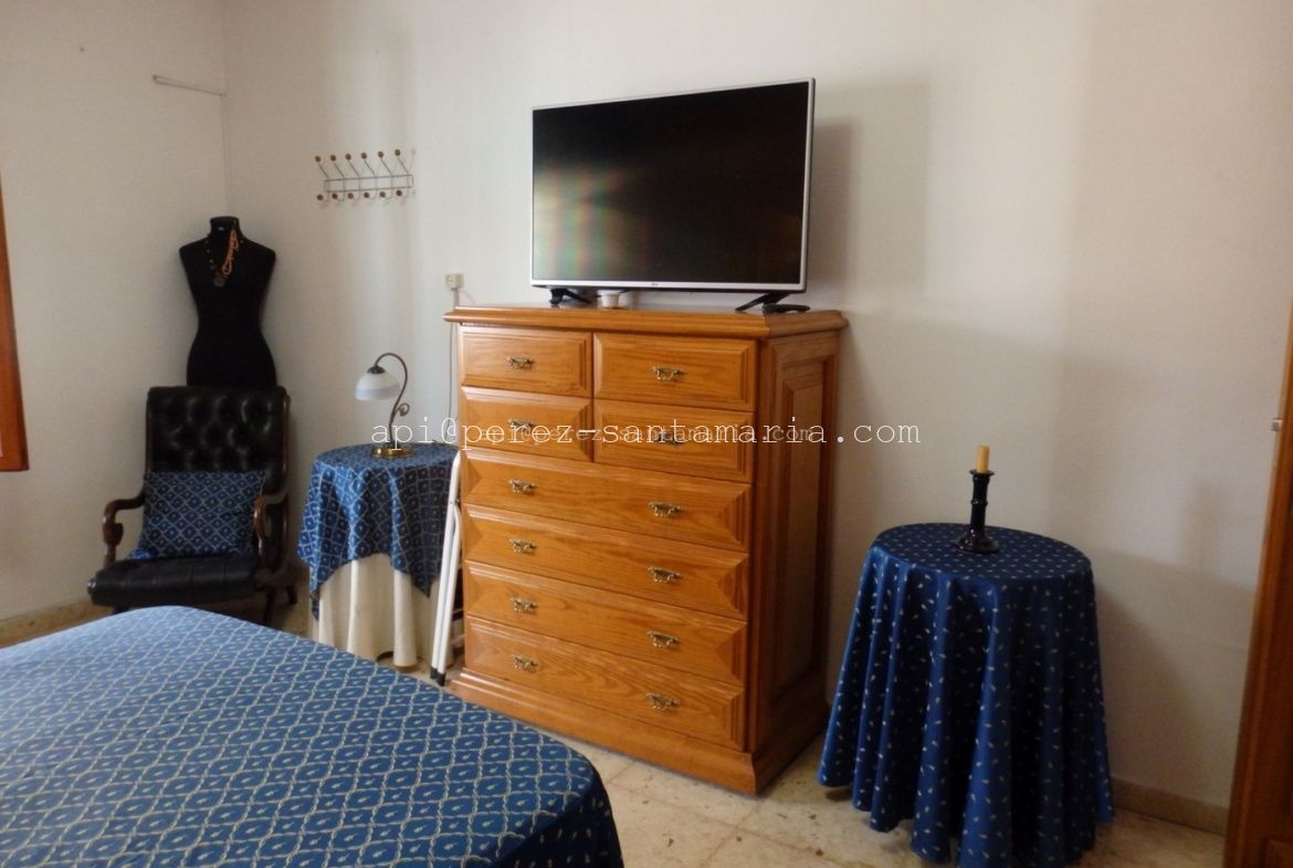 CHALET CÉNTRICO EN ALBIR