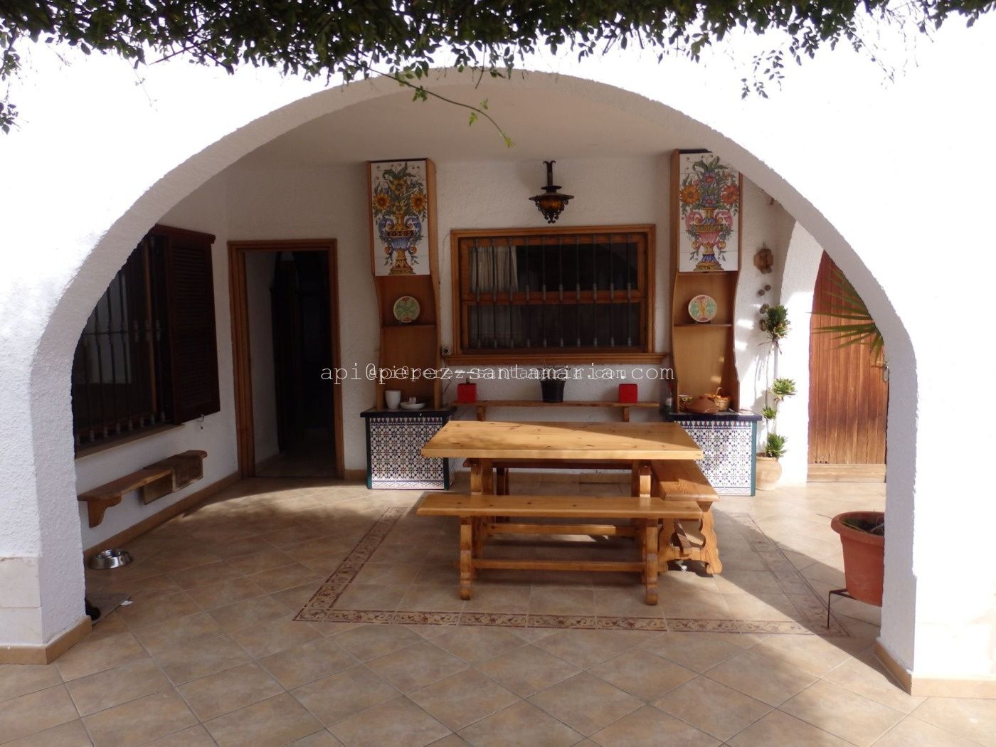 P2160025 CHALET CÉNTRICO EN ALBIR