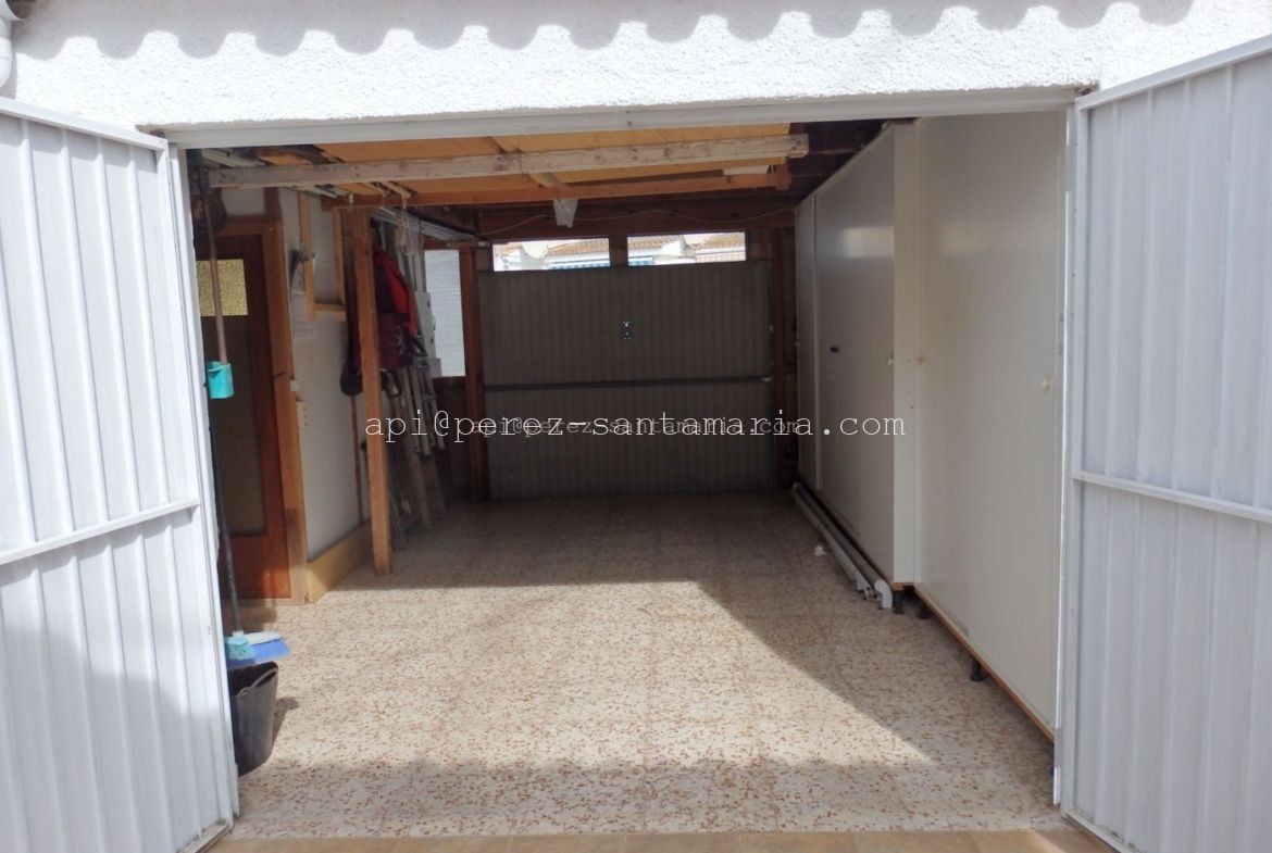 CHALET CÉNTRICO EN ALBIR