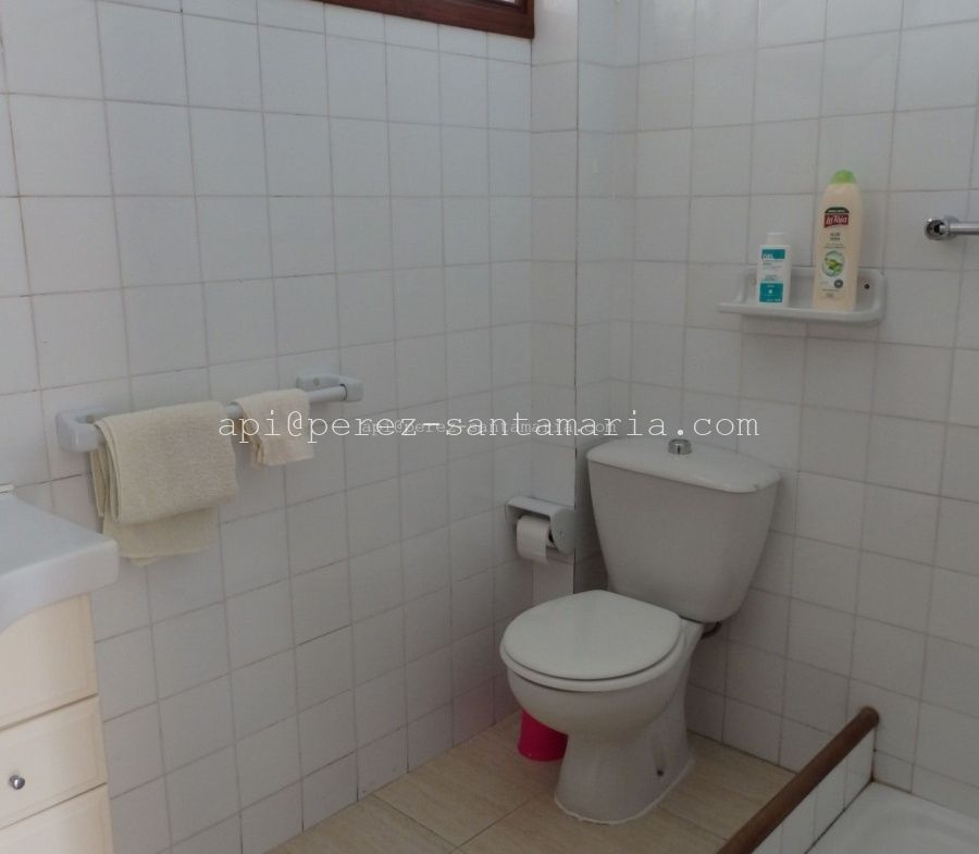 CHALET CÉNTRICO EN ALBIR