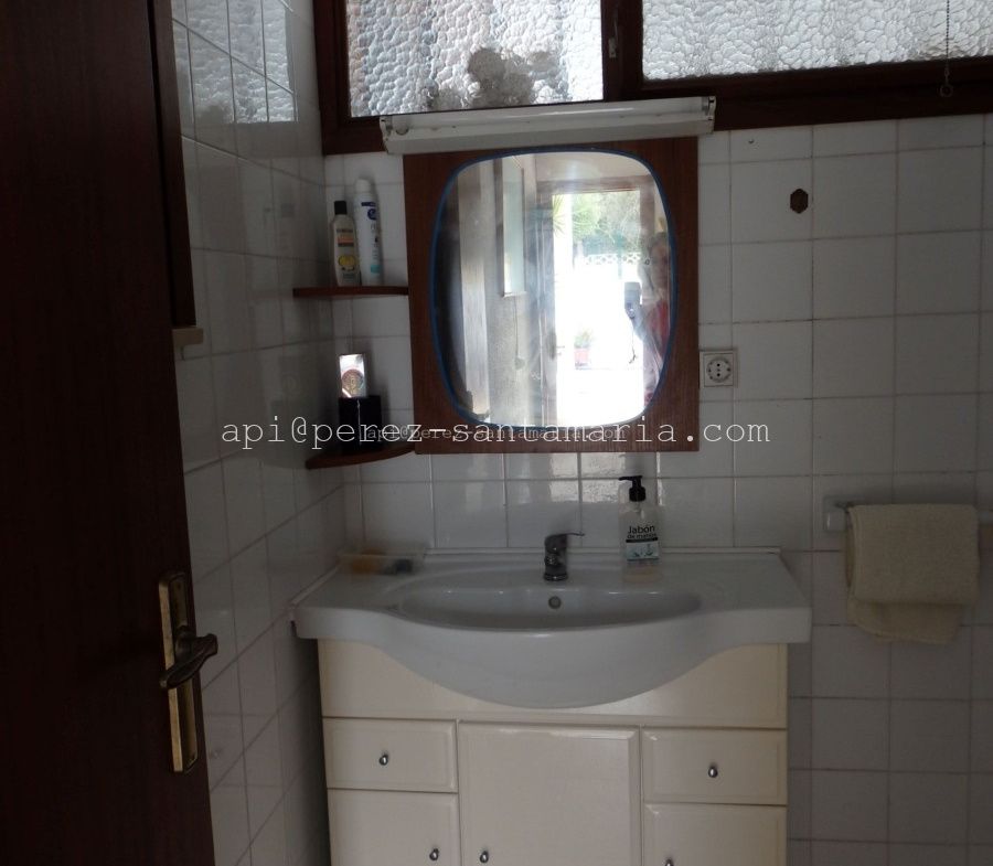 CHALET CÉNTRICO EN ALBIR