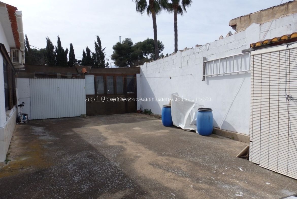 CHALET CÉNTRICO EN ALBIR