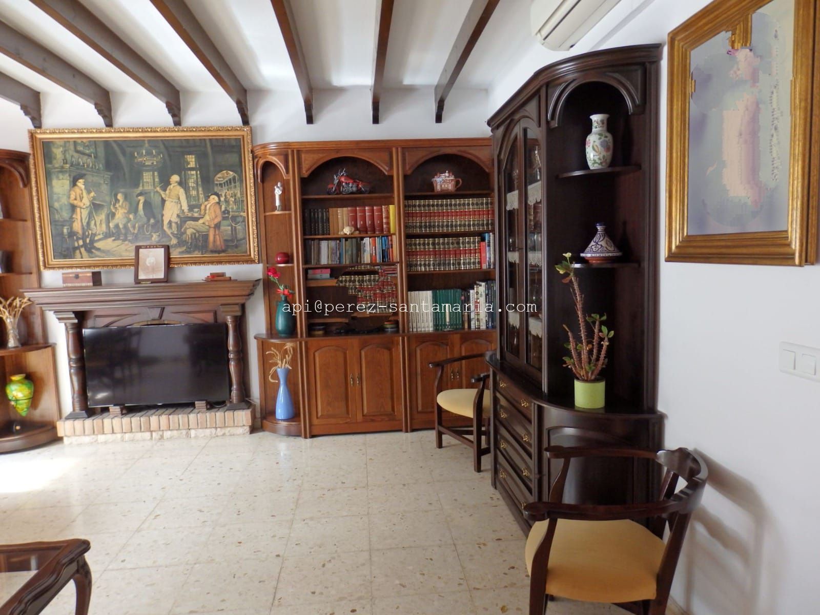 CHALET CÉNTRICO EN ALBIR