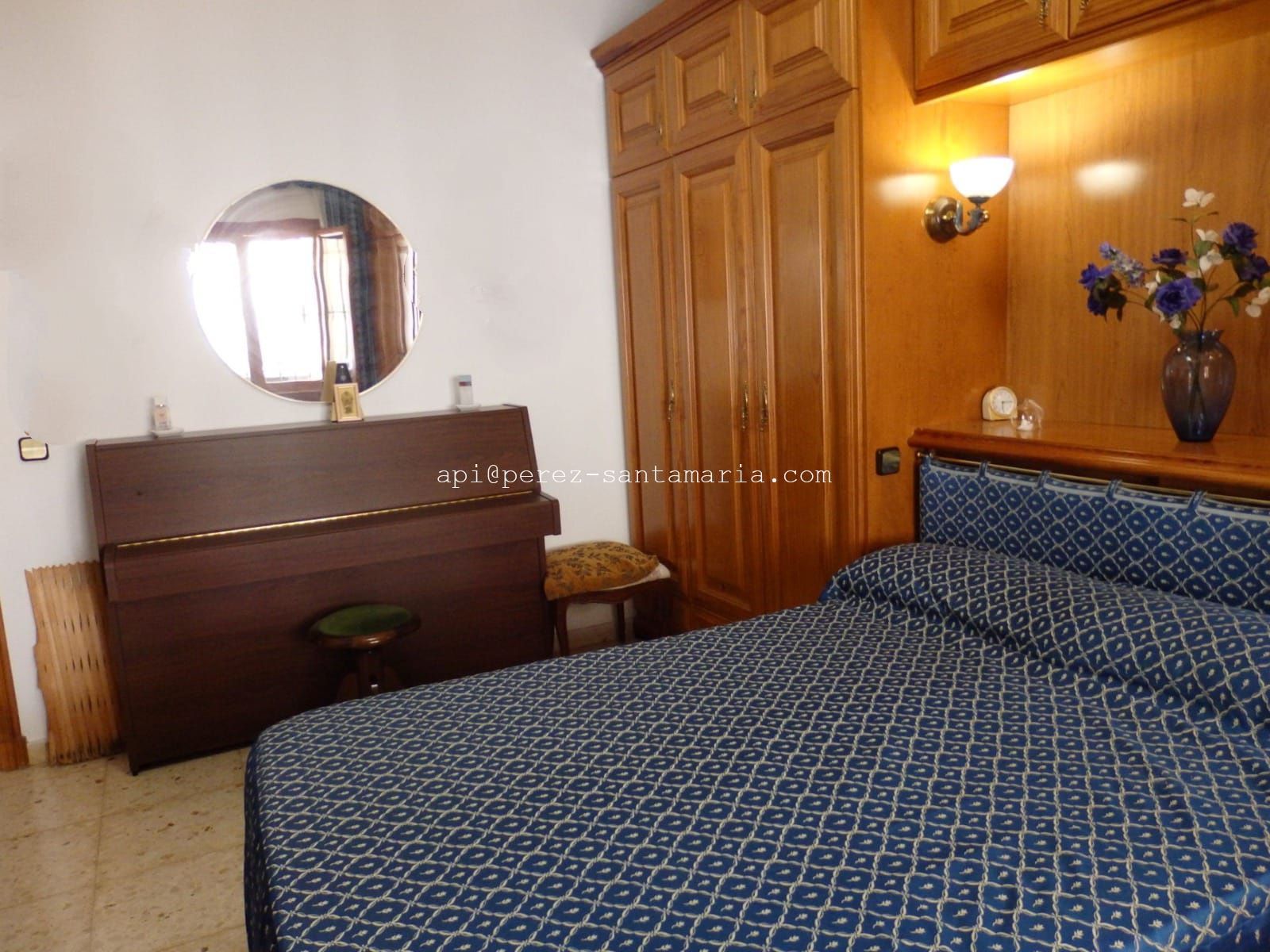 e4b7e4f9-c8c9-4fb3-a86f-1e7253e4f1d0 CHALET CÉNTRICO EN ALBIR