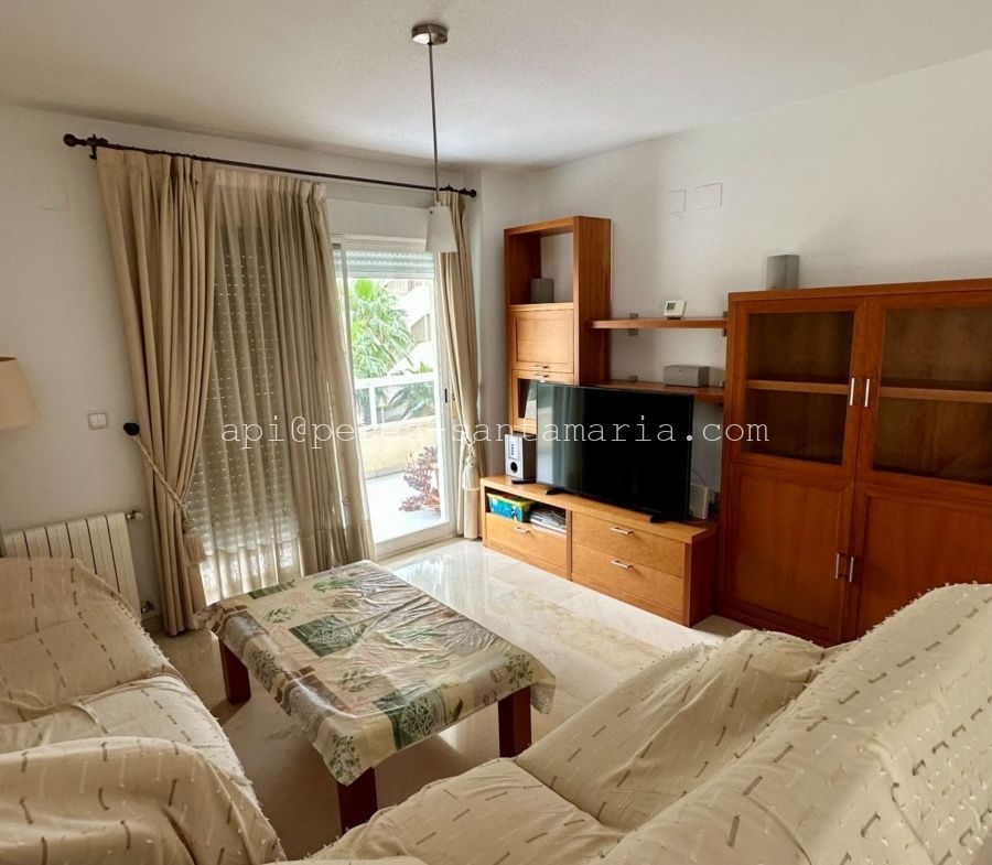 APARTAMENTO DE ESQUINA Y SOLEADO EN EL CENTRO DEL ALBIR