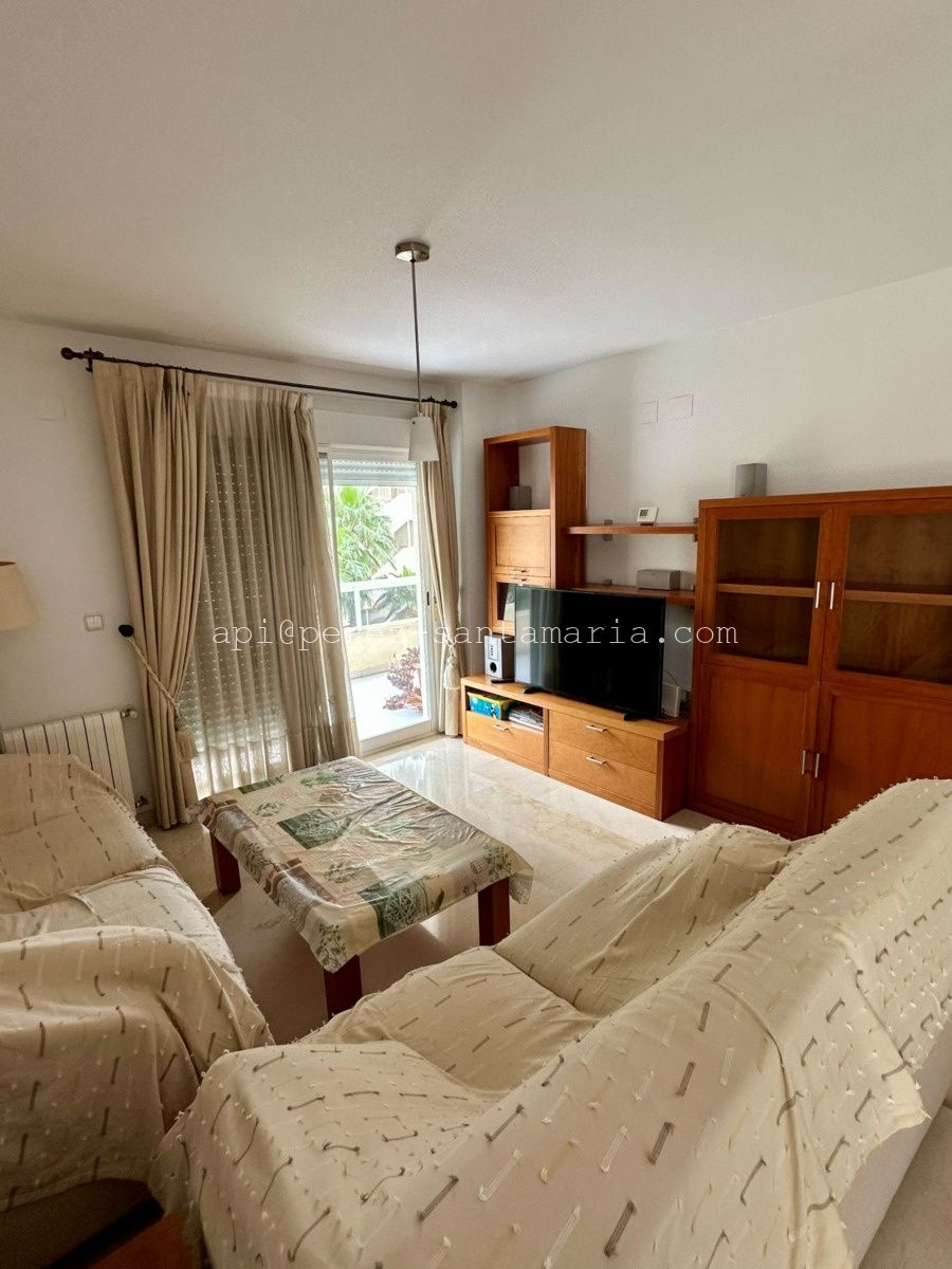 APARTAMENTO DE ESQUINA Y SOLEADO EN EL CENTRO DEL ALBIR