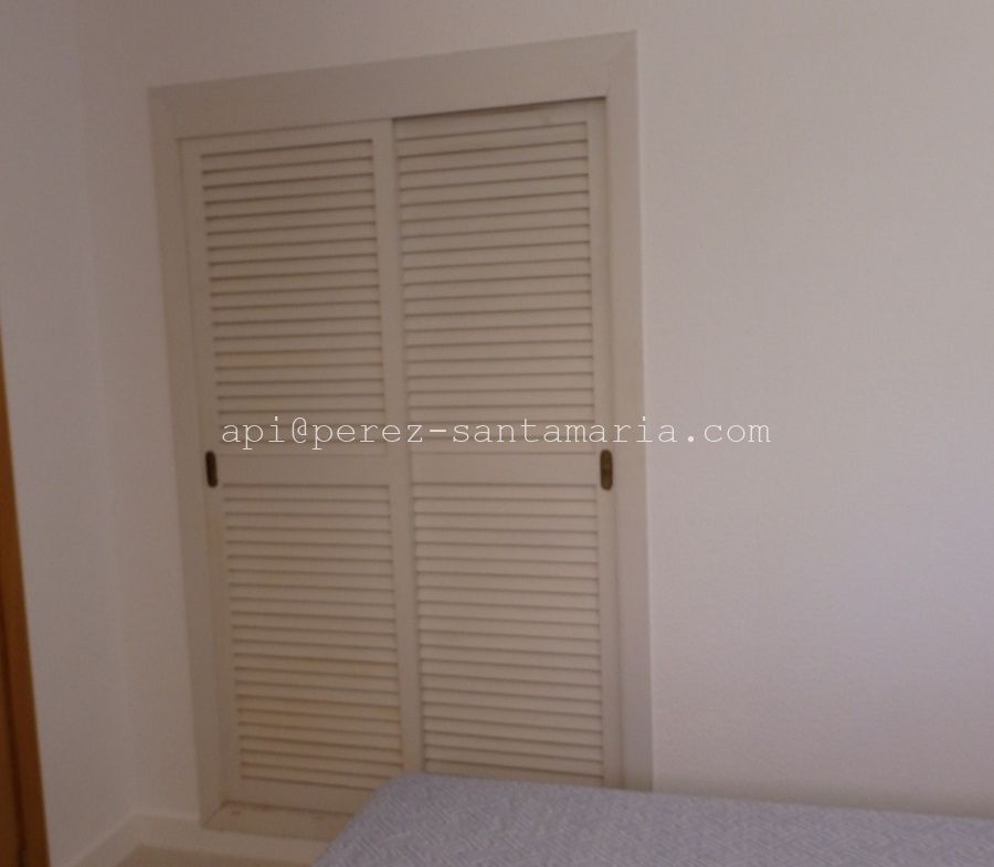 APARTAMENTO EN EL ACANTILADO DEL ALBIR CON MAGNÍFICAS VISTAS AL MAR