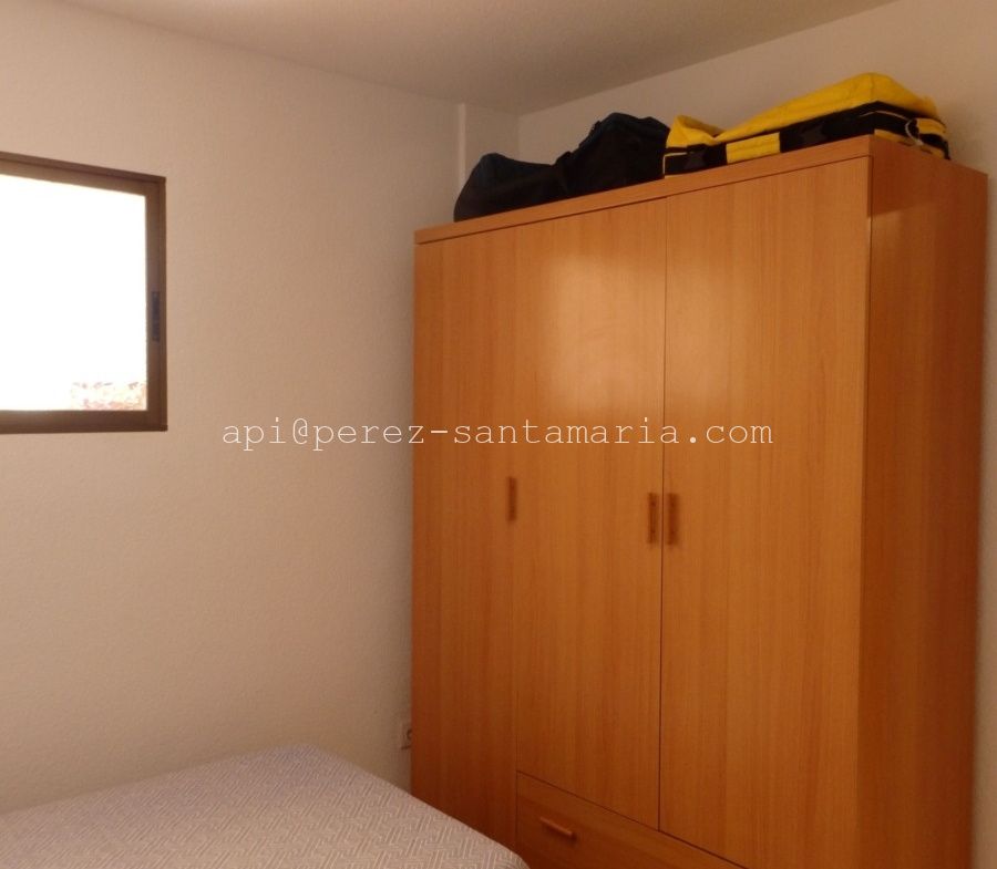 APARTAMENTO EN EL ACANTILADO DEL ALBIR CON MAGNÍFICAS VISTAS AL MAR