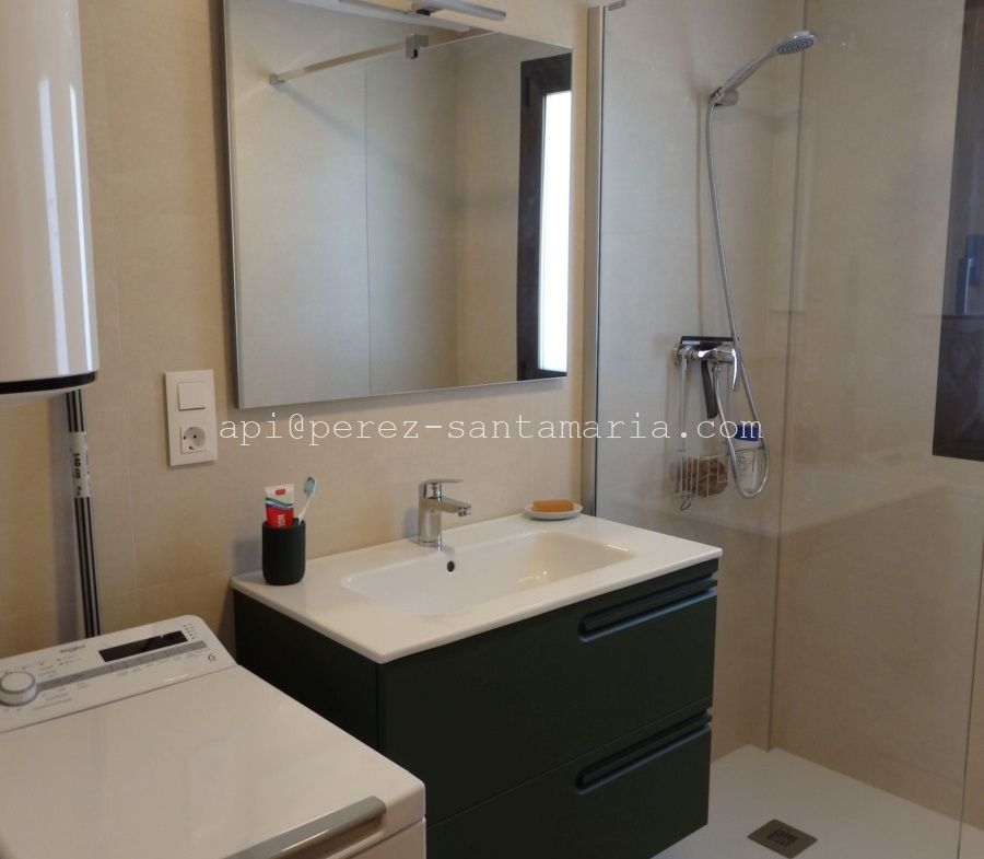 APARTAMENTO EN EL ACANTILADO DEL ALBIR CON MAGNÍFICAS VISTAS AL MAR