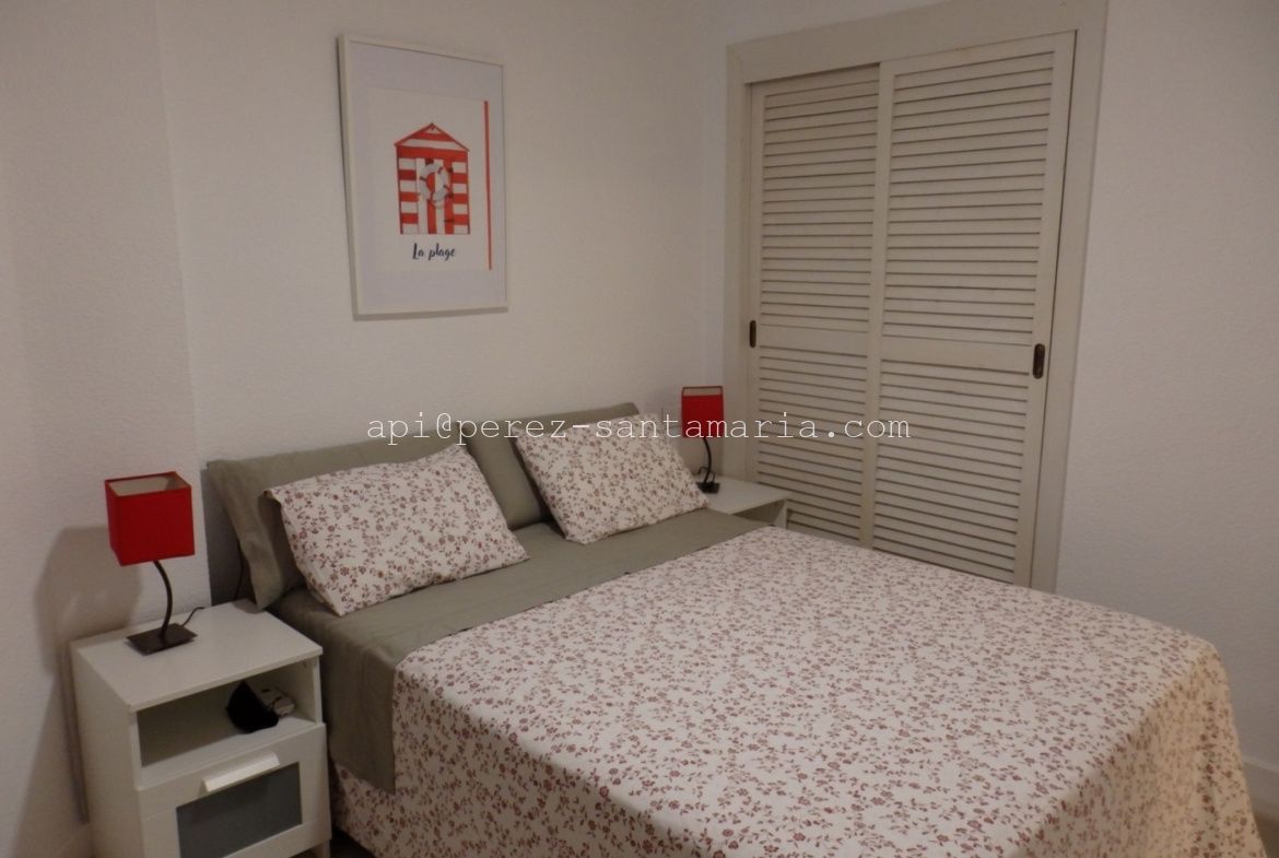 APARTAMENTO EN EL ACANTILADO DEL ALBIR CON MAGNÍFICAS VISTAS AL MAR