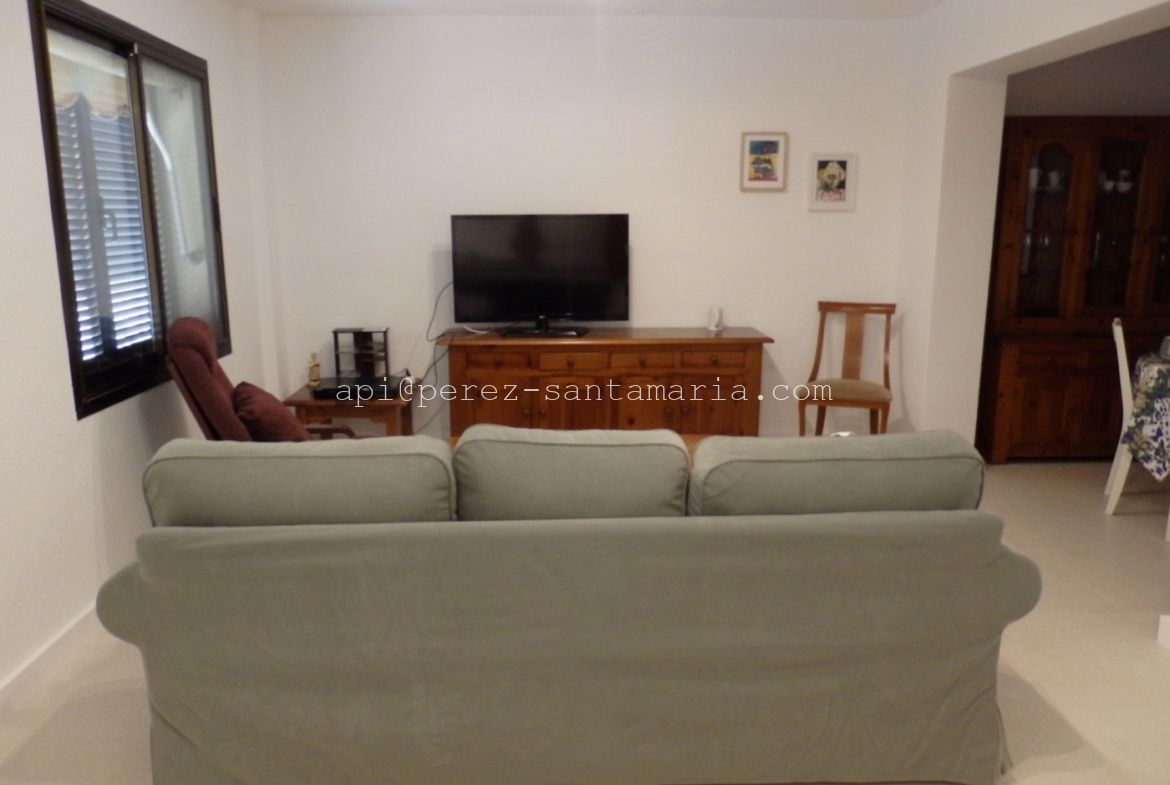 APARTAMENTO EN EL ACANTILADO DEL ALBIR CON MAGNÍFICAS VISTAS AL MAR