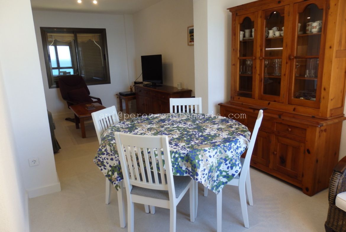 APARTAMENTO EN EL ACANTILADO DEL ALBIR CON MAGNÍFICAS VISTAS AL MAR