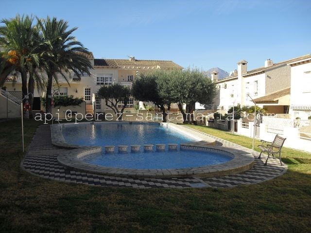 BONITO BUNGALOW EN ALBIR / ZONA PARQUE NATURAL SIERRA HELADA