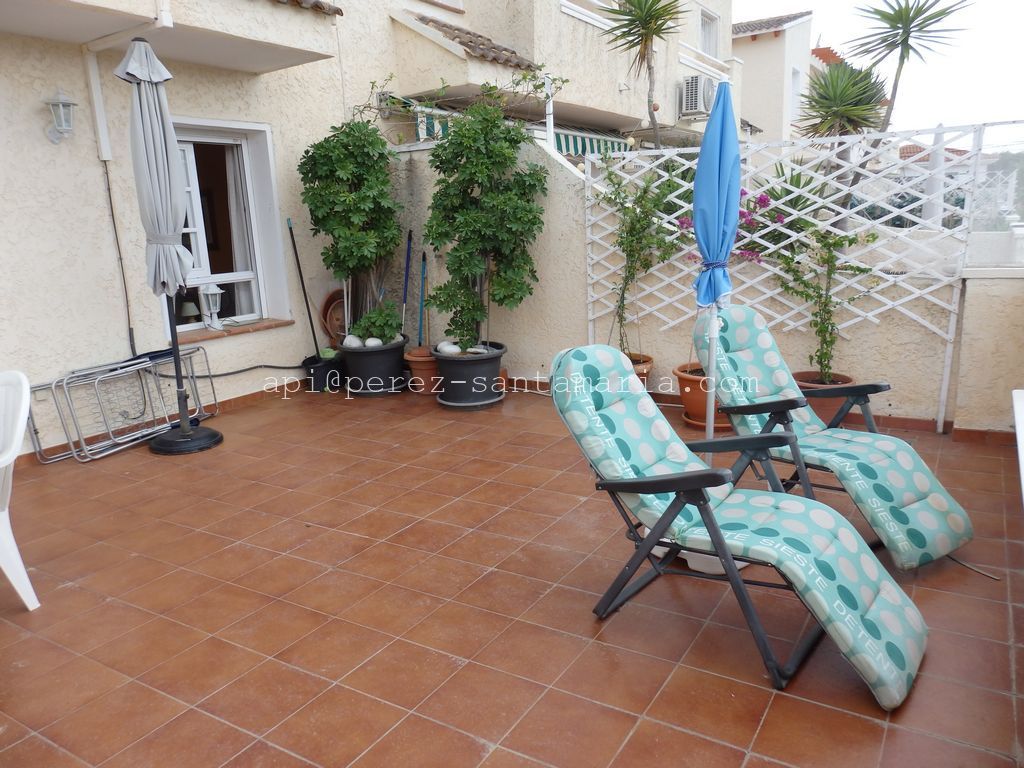 BONITO BUNGALOW EN ALBIR / ZONA PARQUE NATURAL SIERRA HELADA