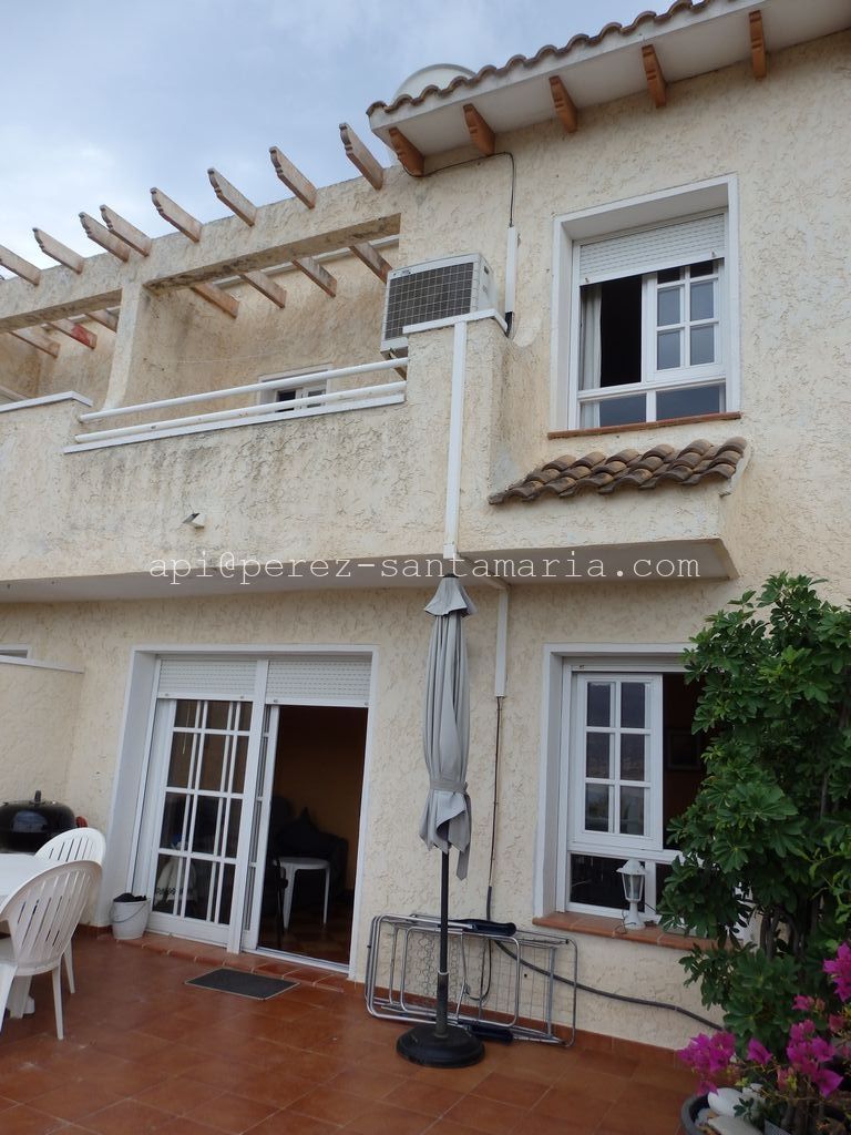 BONITO BUNGALOW EN ALBIR / ZONA PARQUE NATURAL SIERRA HELADA
