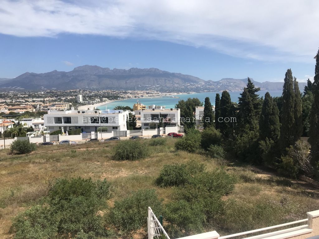 BONITO BUNGALOW EN ALBIR / ZONA PARQUE NATURAL SIERRA HELADA