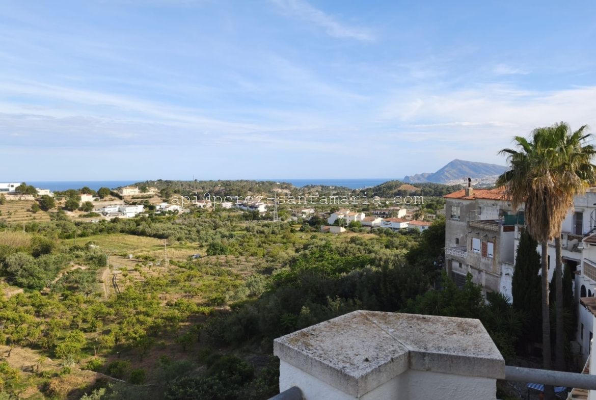 AMPLIO ÁTICO EN CASCO ANTIGUO DE ALTEA LA VIEJA CON MAGNÍFICAS VISTAS