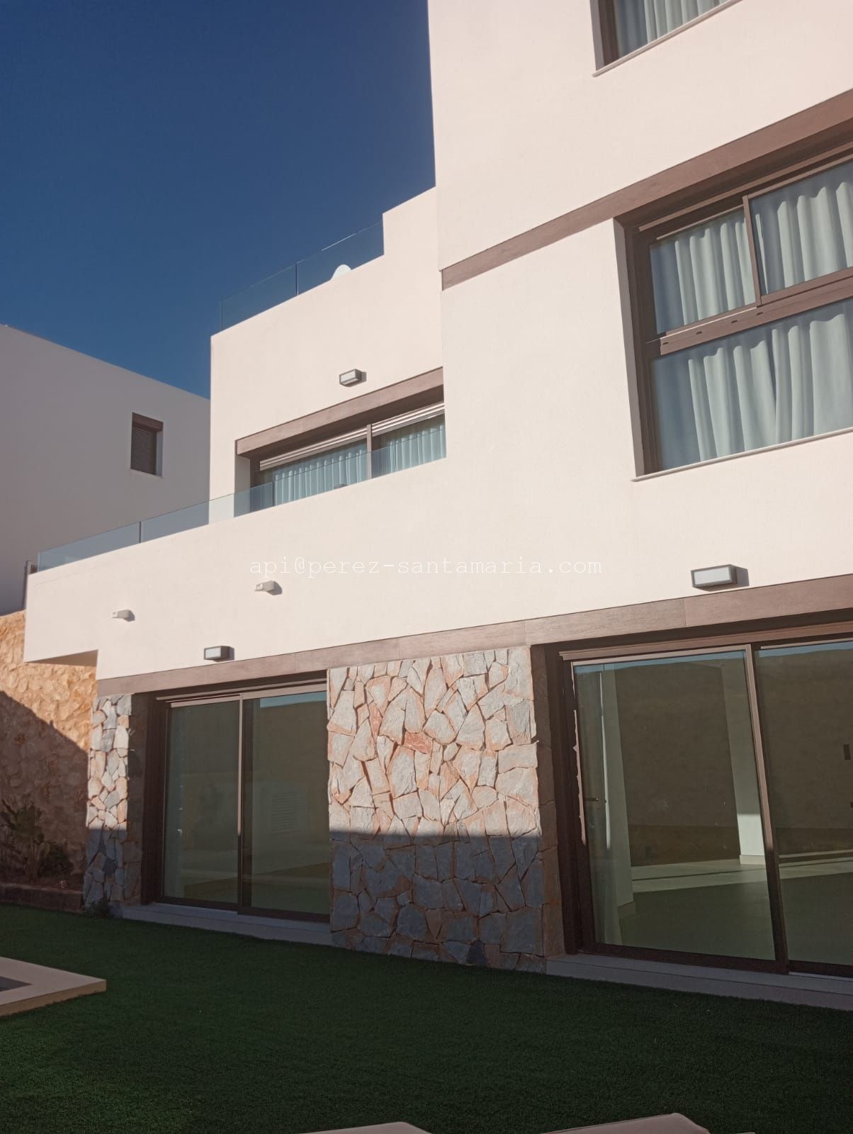 0f6cbfe5-5963-44a9-b57a-7e0771ea97c4 VIVIENDAS UNIFAMILIARES INDEPENDIENTES EN FINESTRAT / NUEVA CONSTRUCCION