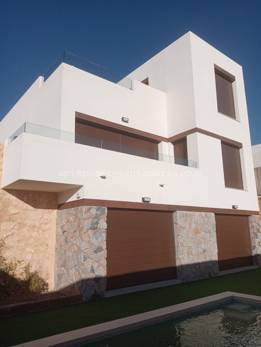 446c17c3-1519-4774-8468-5bde55b9af05 VIVIENDAS UNIFAMILIARES INDEPENDIENTES EN FINESTRAT / NUEVA CONSTRUCCION