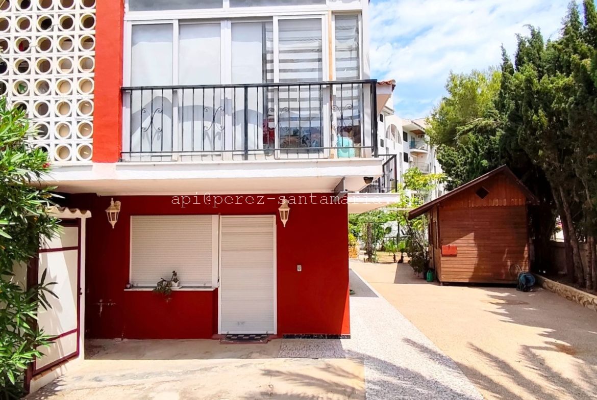 CHALET EN EL CENTRO DEL ALBIR / TAN SOLO 200 M DE LA PLAYA