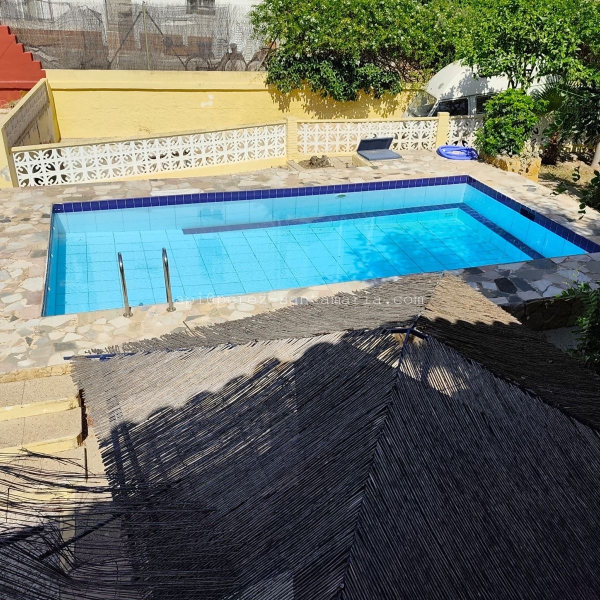 CHALET EN EL CENTRO DEL ALBIR / TAN SOLO 200 M DE LA PLAYA