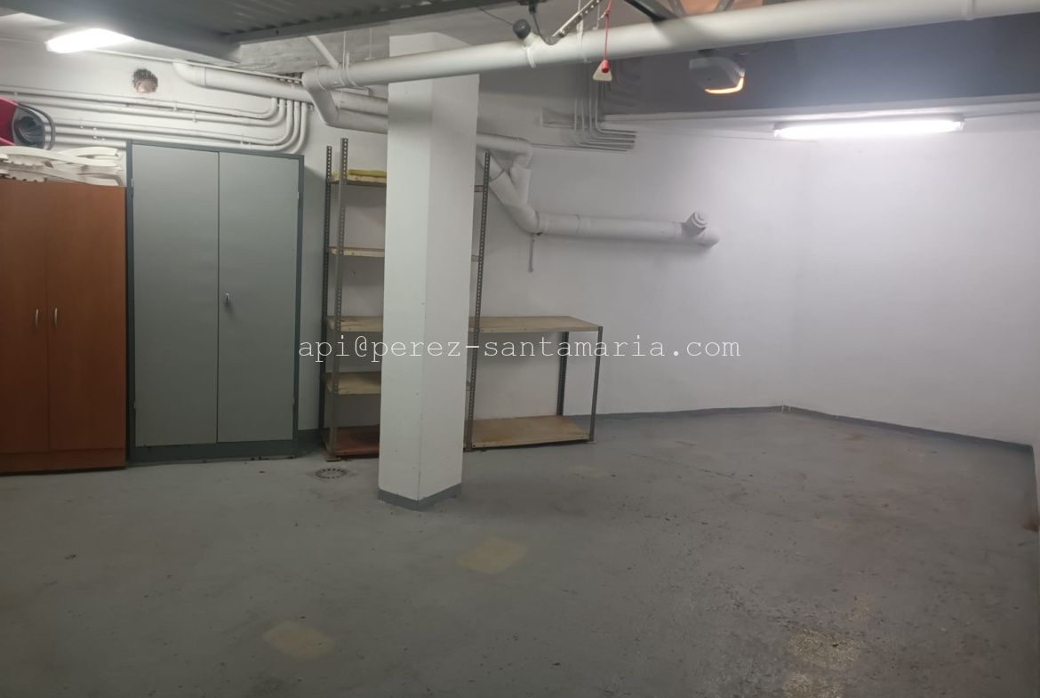 Alquiler garaje cerrado en centro del Albir
